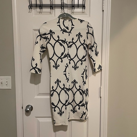 Formal white patterned dress from Anna Grace - Picture 3 of 7